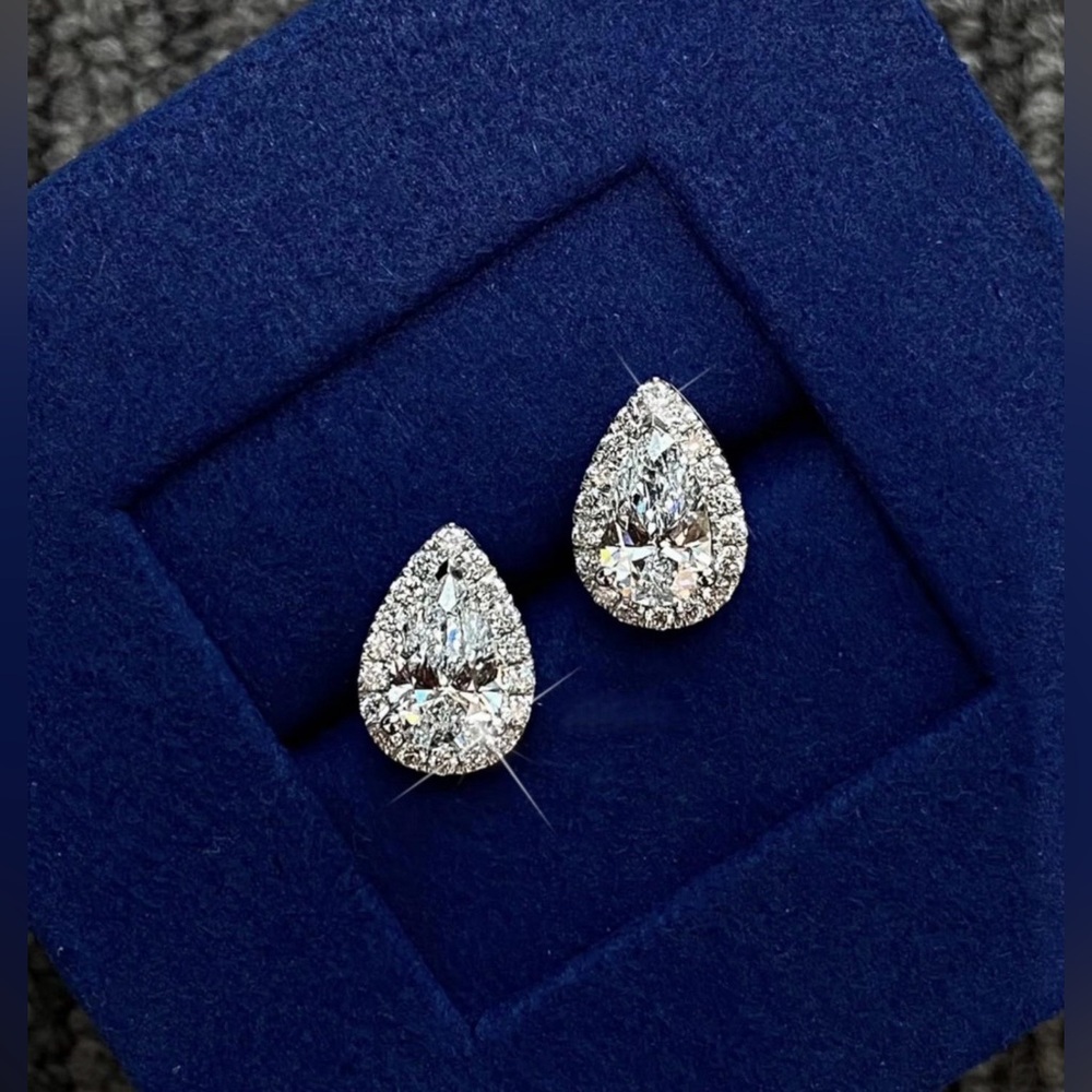 1.77 cttw Teardrop Pear Moissanite Stud Earrings